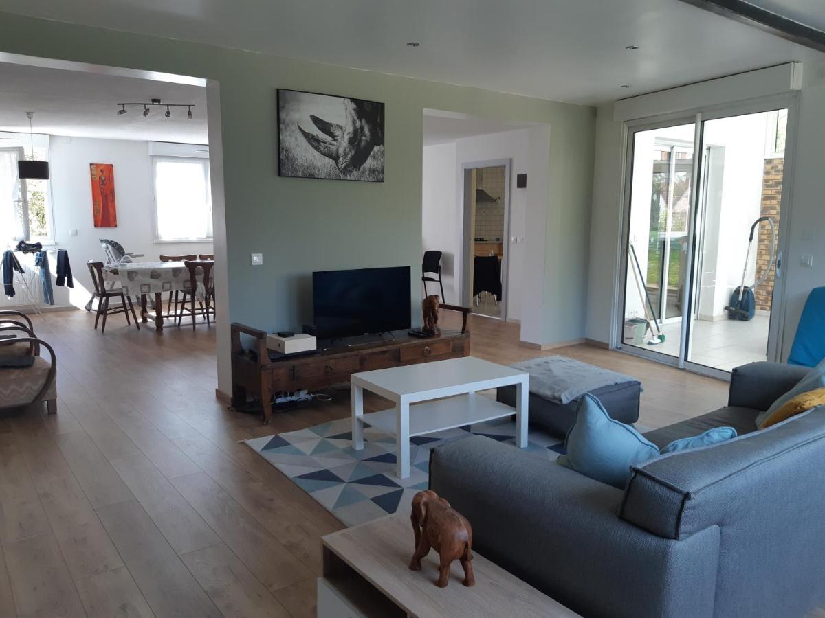 Villa/Appartement Au Coeur Des Vignes *** Бар Екстериор снимка