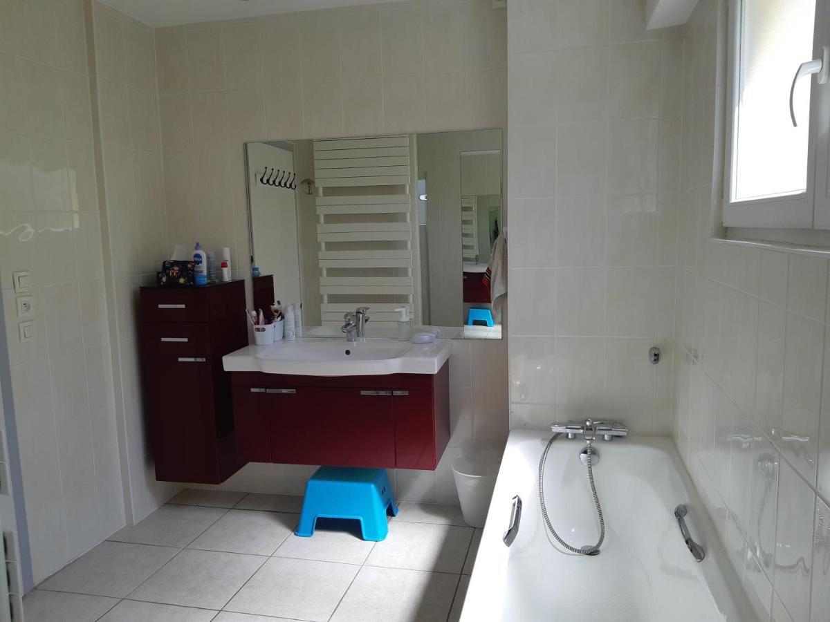 Villa/Appartement Au Coeur Des Vignes *** Бар Екстериор снимка